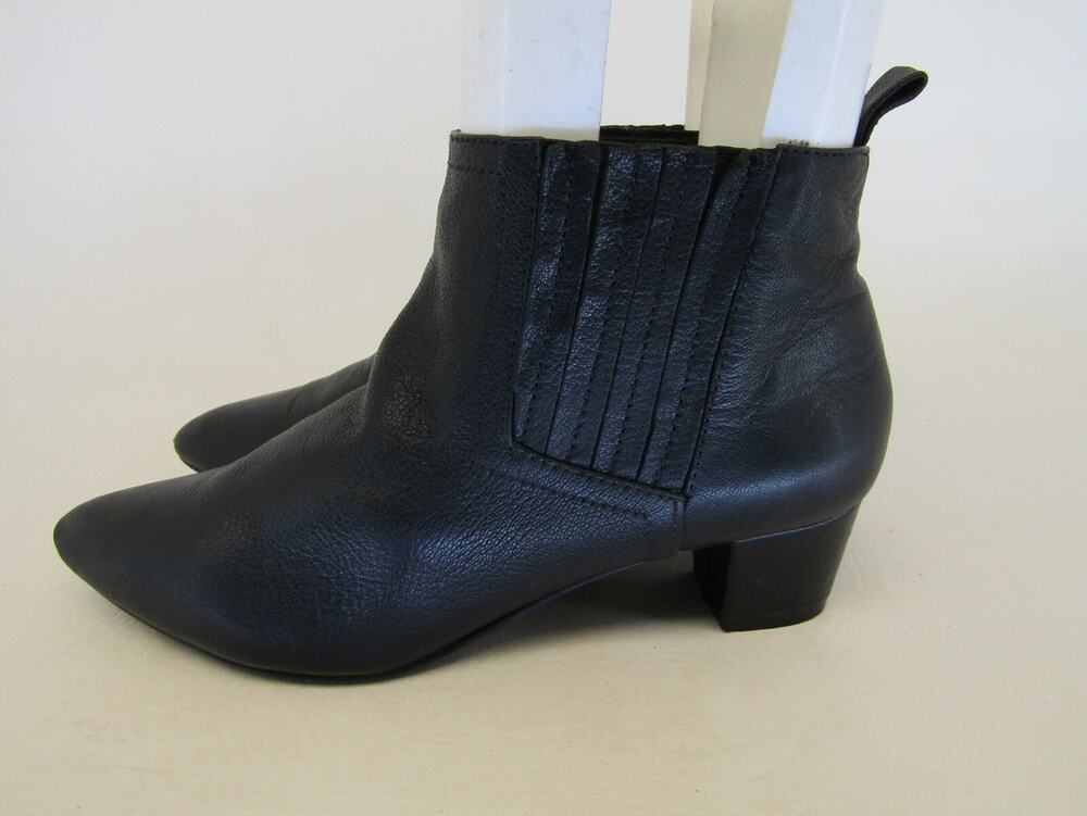 NINE WEST Womens Size 6.5 M Black Leather Chelsea Ankle Fashion Boots Booties